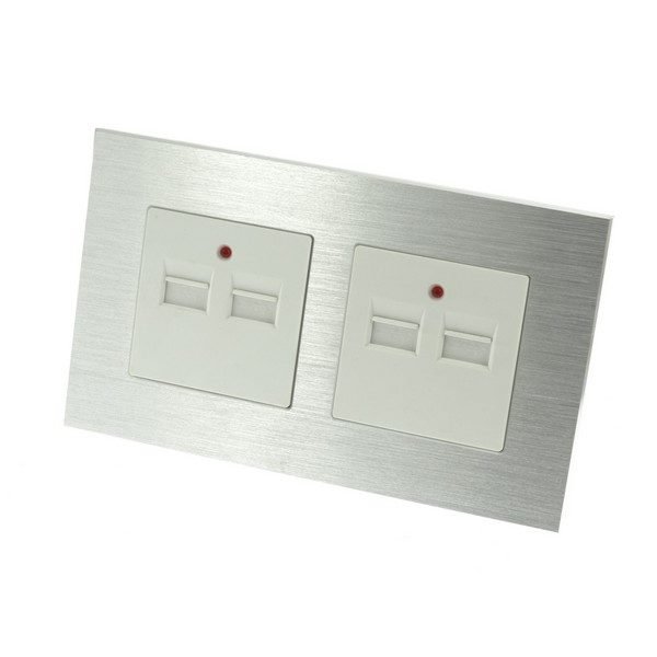 3.1 USB + 3.1 USB  (Borstat Stål)