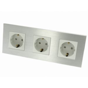 3 Vägs jordat vägguttag (Borstat Stål)